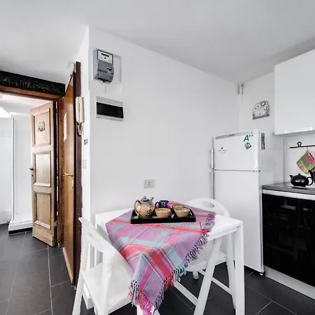 Apartamento Rhome Leonina Roma